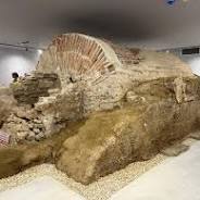 Mormântul Pictat HYPOGEU